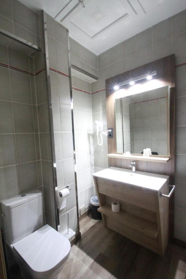 Hotel, H De L'Anton Batea ภายนอก รูปภาพ