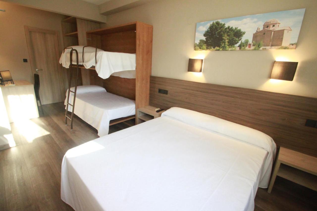 Hotel, H De L'Anton Batea ภายนอก รูปภาพ