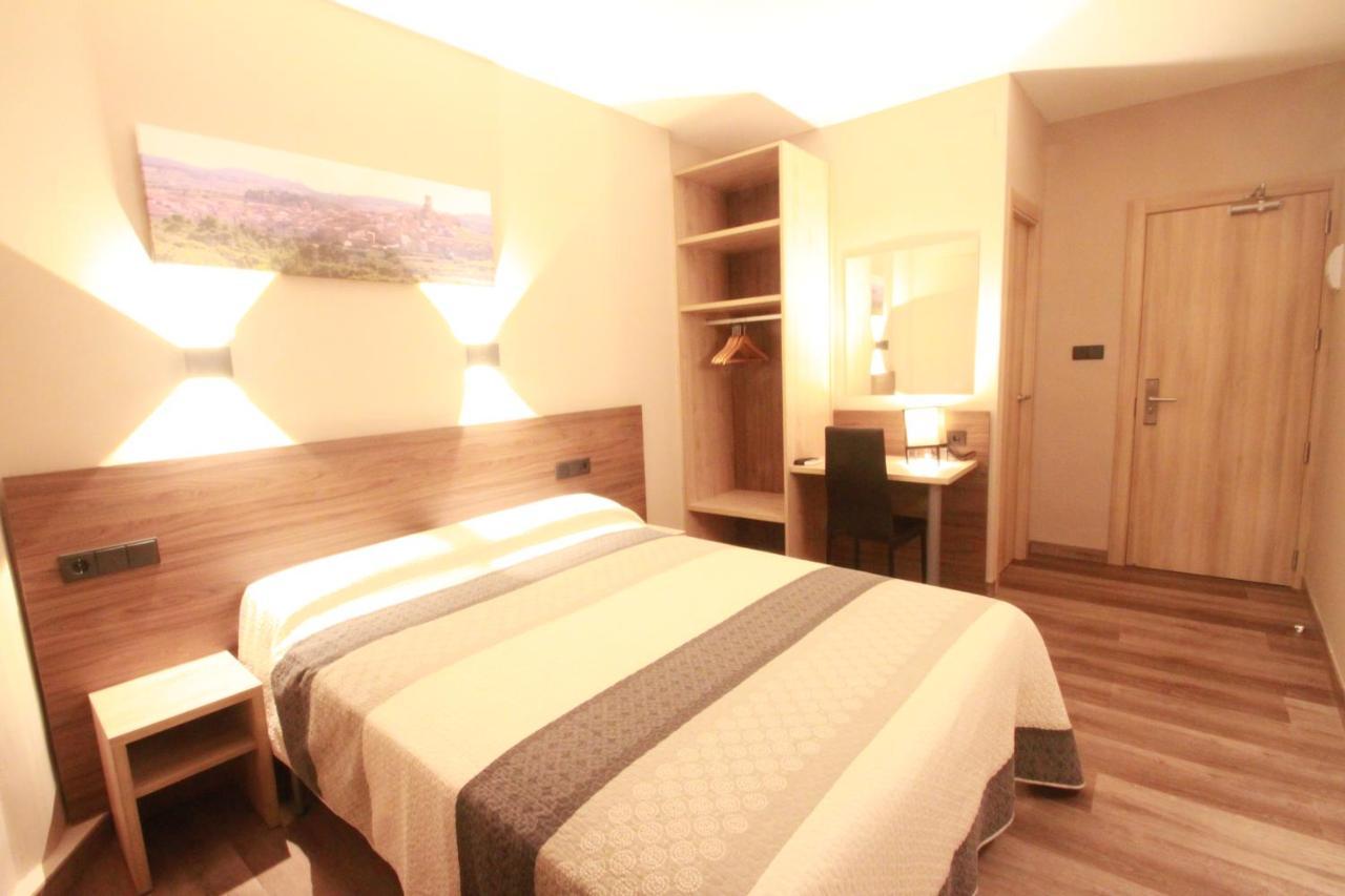 Hotel, H De L'Anton Batea ภายนอก รูปภาพ